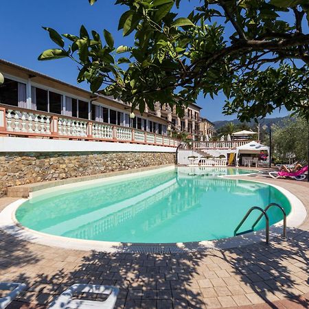 Albergo Ristorante San Matteo San Bartolomeo Al Mare Exterior photo