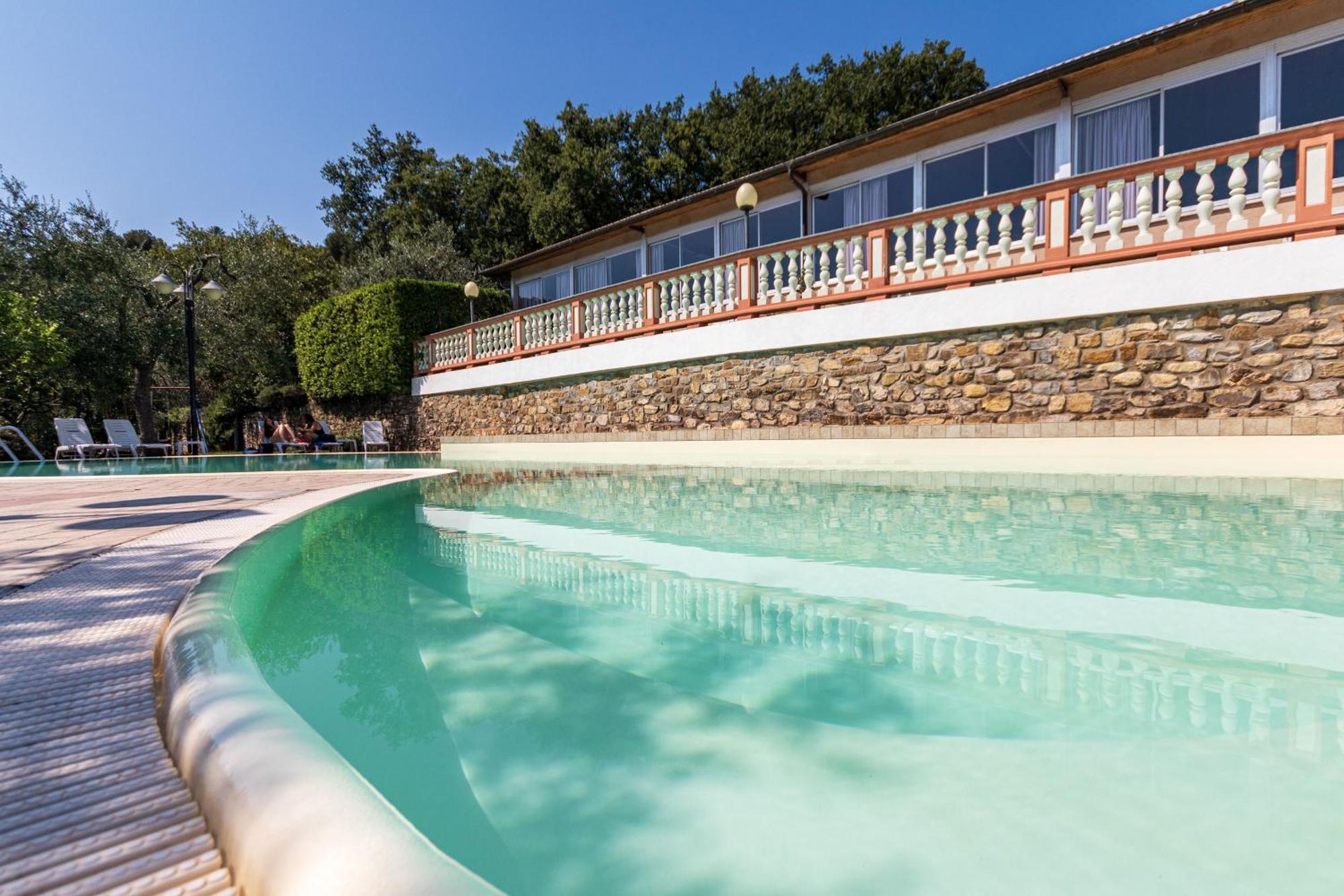 Albergo Ristorante San Matteo San Bartolomeo Al Mare Exterior photo