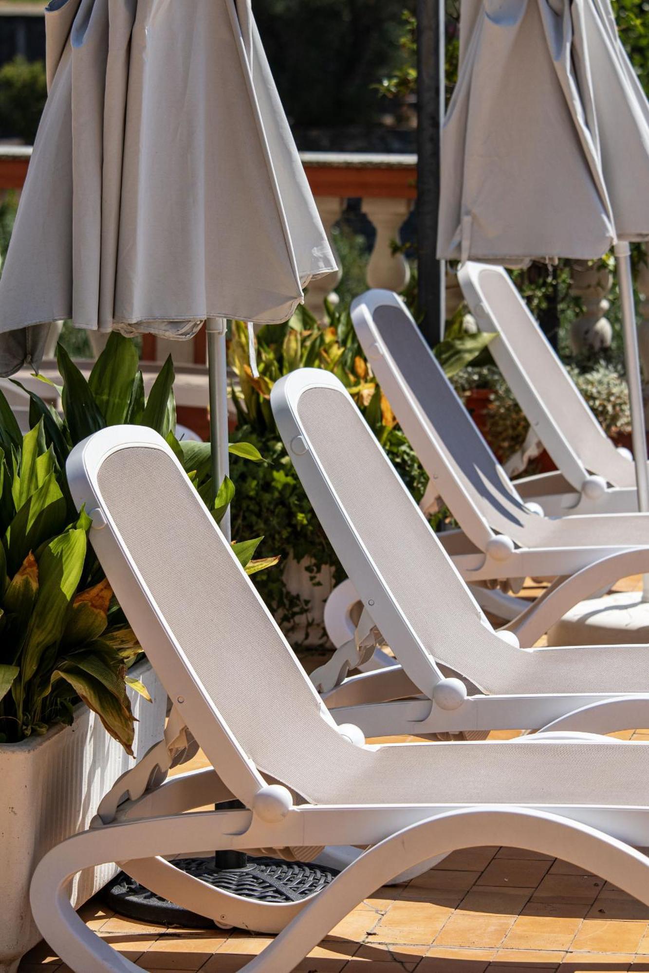 Albergo Ristorante San Matteo San Bartolomeo Al Mare Exterior photo